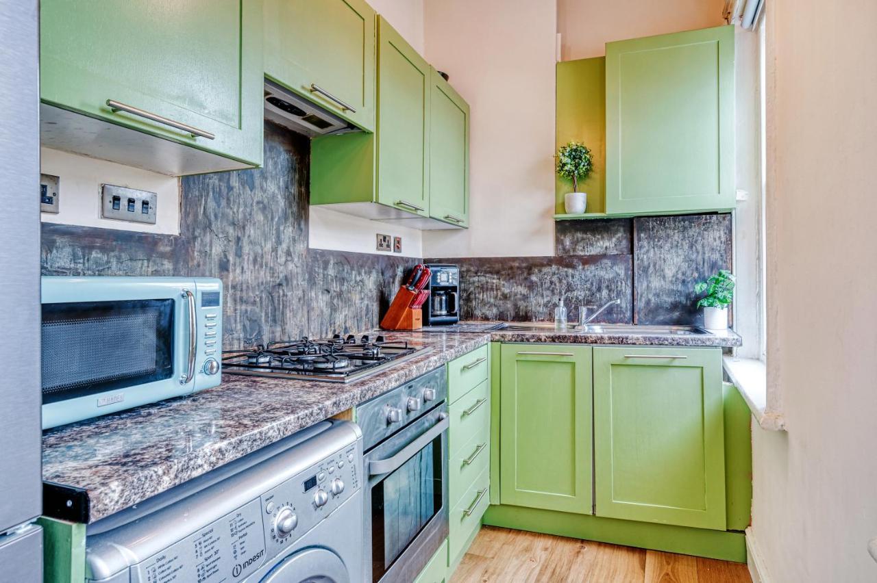 Sunny Corner Apartment In Center Of London Bagian luar foto