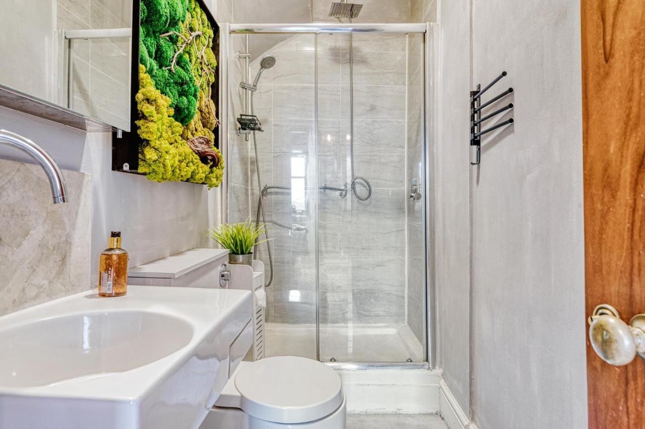 Sunny Corner Apartment In Center Of London Bagian luar foto